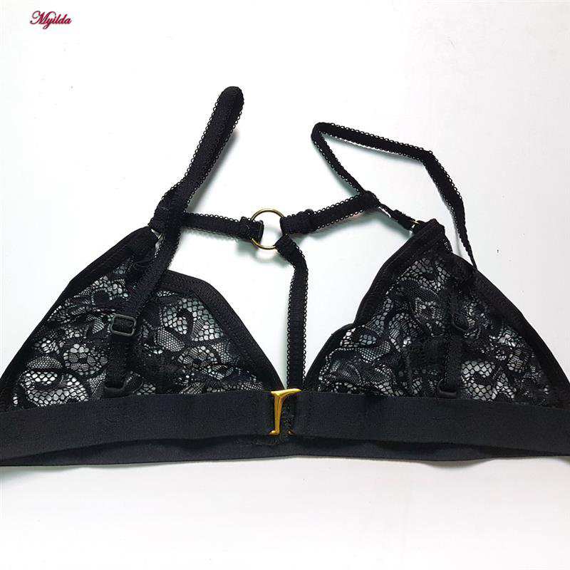 ست شورت و سوتین زنانه رونیا مدل هارنس دار بدون فنر کد 5515-716 ماییلدا