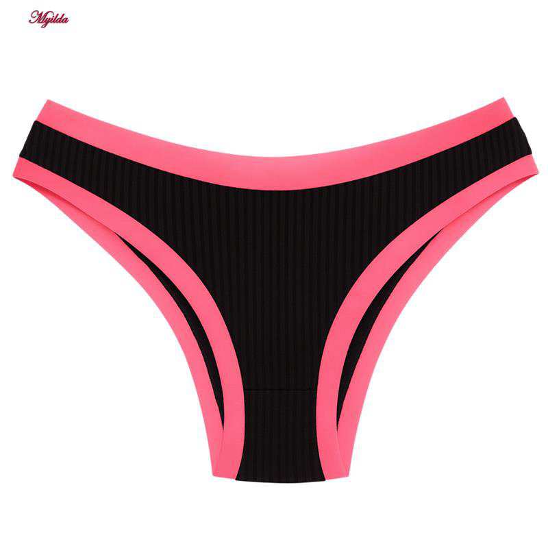 ست شورت و نیم تنه زنانه ماییلدا مدل 5501-1005