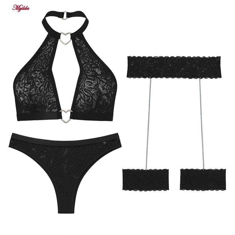 ست شورت و سوتین زنانه مدل گیپوری قلبی کد 5499-2028 به همراه نگهدارنده جوراب ماییلدا