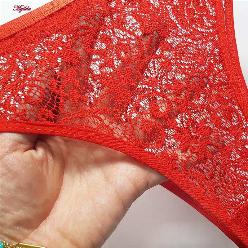 ست شورت و سوتین زنانه مدل گیپوری قلبی کد 5499-2028 به همراه نگهدارنده جوراب ماییلدا