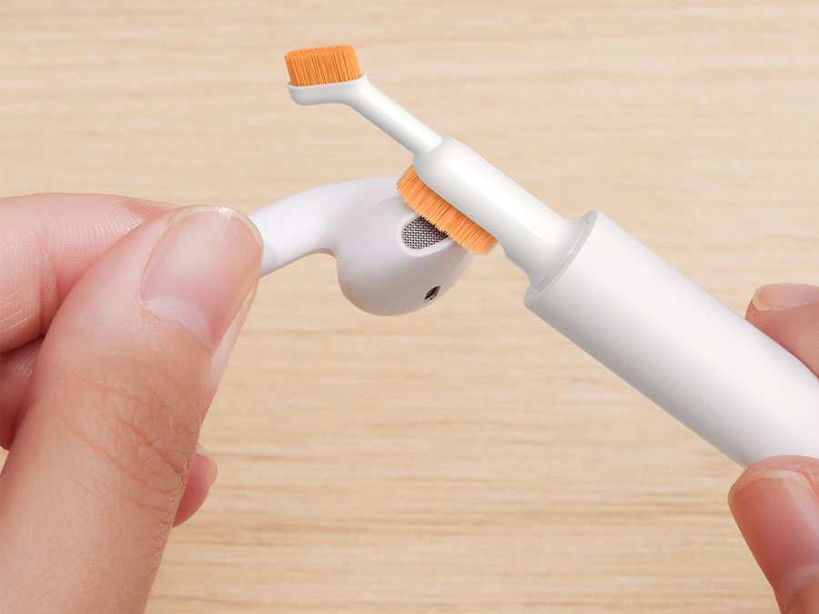برس تمیزکننده هندزفری و گوشی موبایل بیسوس Baseus Cleaning Brush NGBS000002