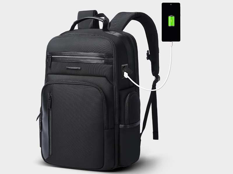 کوله پشتی ضد آب یو اس بی دار بنج مناسب تبلت و لپ تاپ تا 15.6 اینچ Bange BG-2602 Men Impaled Leather Waterproof Backpack with USB Port