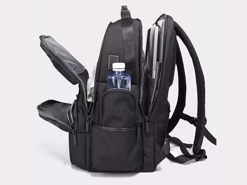 کوله پشتی پارچه ای ضد آب یو اس بی دار بنج مناسب تبلت و لپ تاپ تا 15.6 اینچ Bange BG-2601 Backpack with USB Port