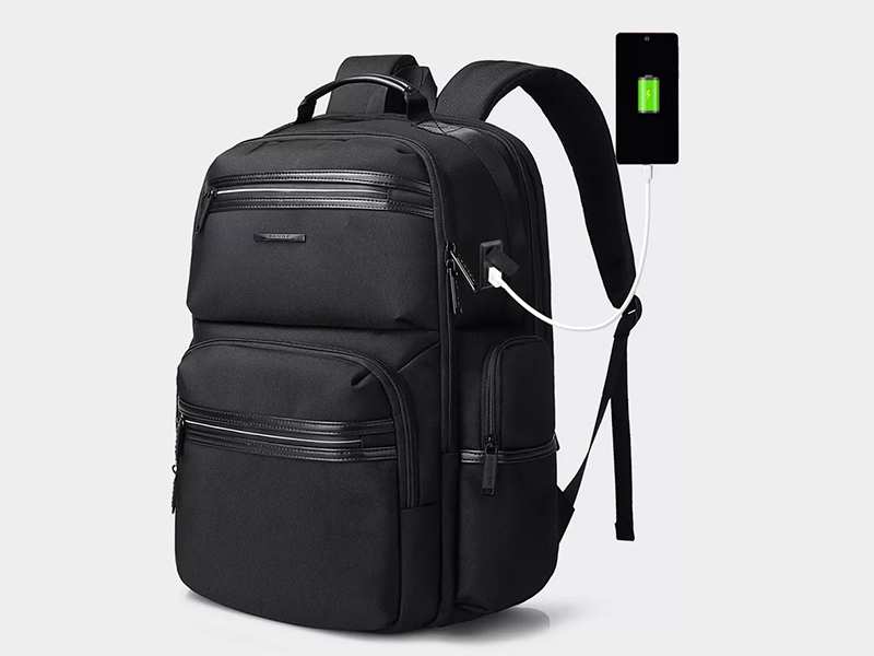 کوله پشتی پارچه ای ضد آب یو اس بی دار بنج مناسب تبلت و لپ تاپ تا 15.6 اینچ Bange BG-2601 Backpack with USB Port