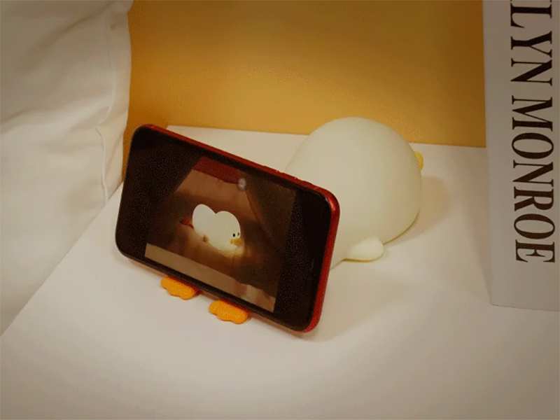 چراغ خواب فانتزی رومیز شارژی سیلیکونی Duck LED Night Lamp Silicone USB Rechargeable Sleeping light ZD-31