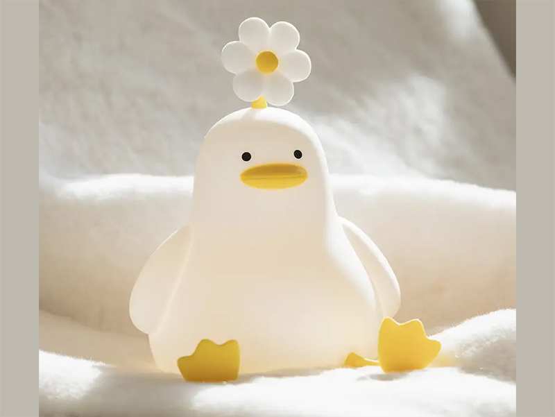 چراغ خواب فانتزی رومیزی شارژی قابل حمل اتاق کودک lamp induction night light playful silicone bedroom LLD-D09