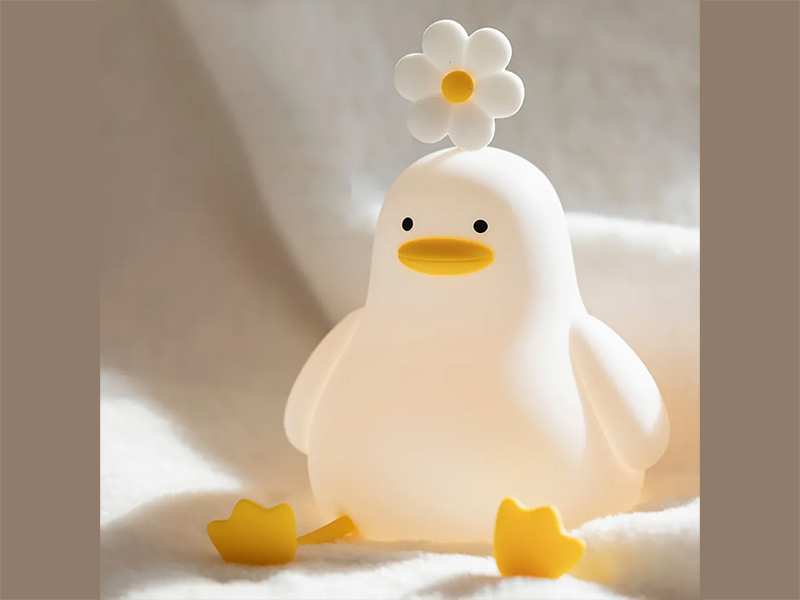 چراغ خواب فانتزی رومیزی شارژی قابل حمل اتاق کودک lamp induction night light playful silicone bedroom LLD-D09