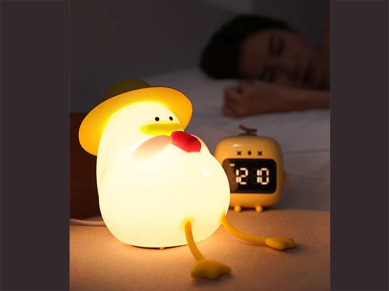 چراغ خواب رومیزی فانتزی سیلیکونی شارژی Silicone LED Duck Night Light Holiday Creative Bedroom XR-MM-L2206