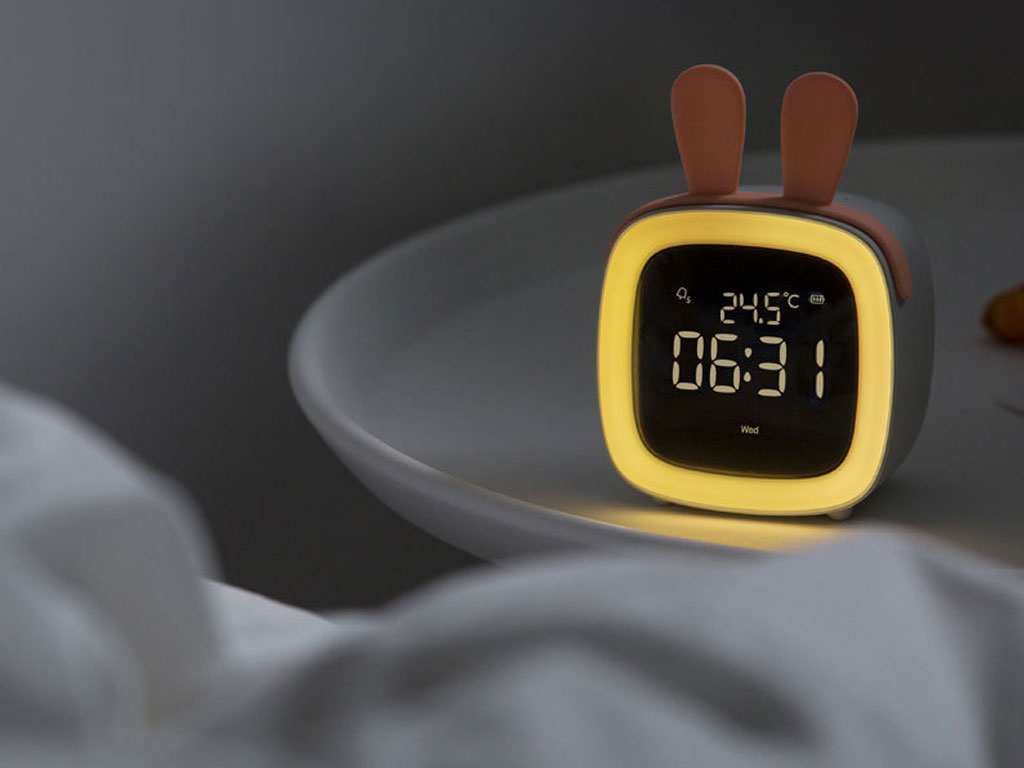 ساعت زنگ‌دار رومیزی دیجیتال Cute digital study alarm clock BD-AC-02