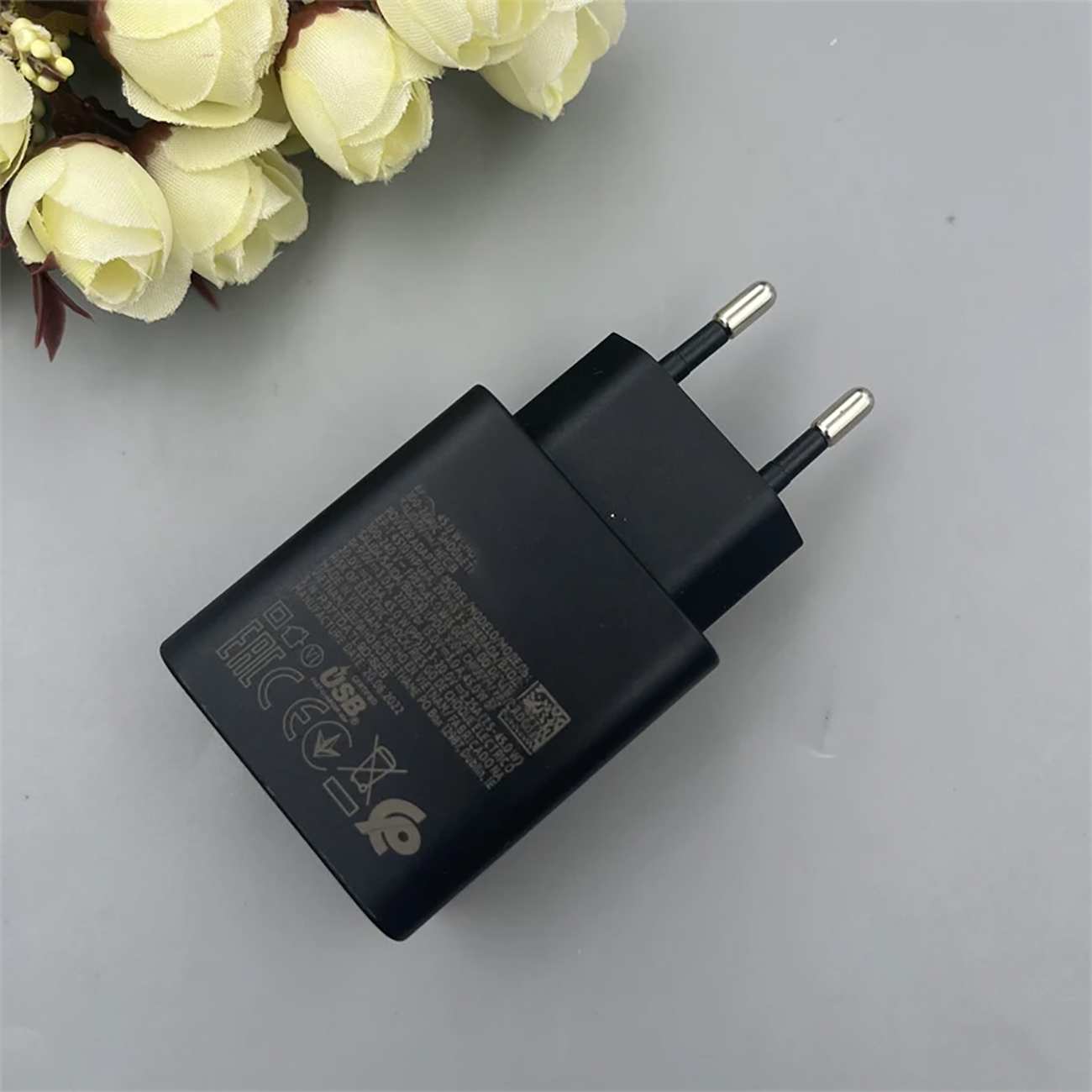 شارژر دیواری تایپ سی 45 وات و کابل دو سر تایپ سی اصلی سامسونگ EP-T4510