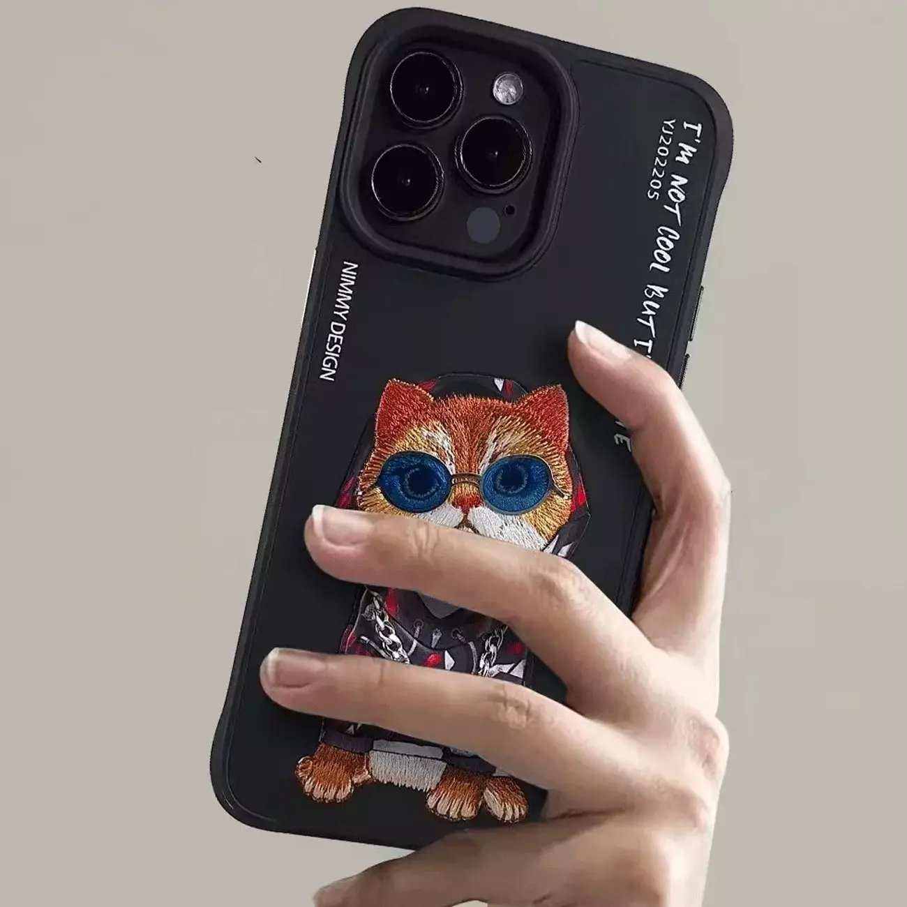 قاب محافظ گوشی آیفون 15 پرو طرح گربه نیمی YJ202205