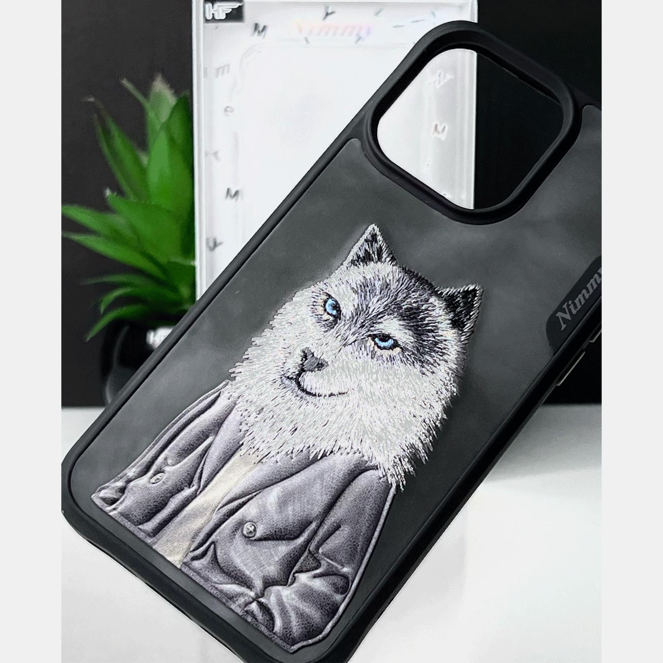 قاب محافظ گوشی آیفون 15 پرو طرح گرگ نیمی