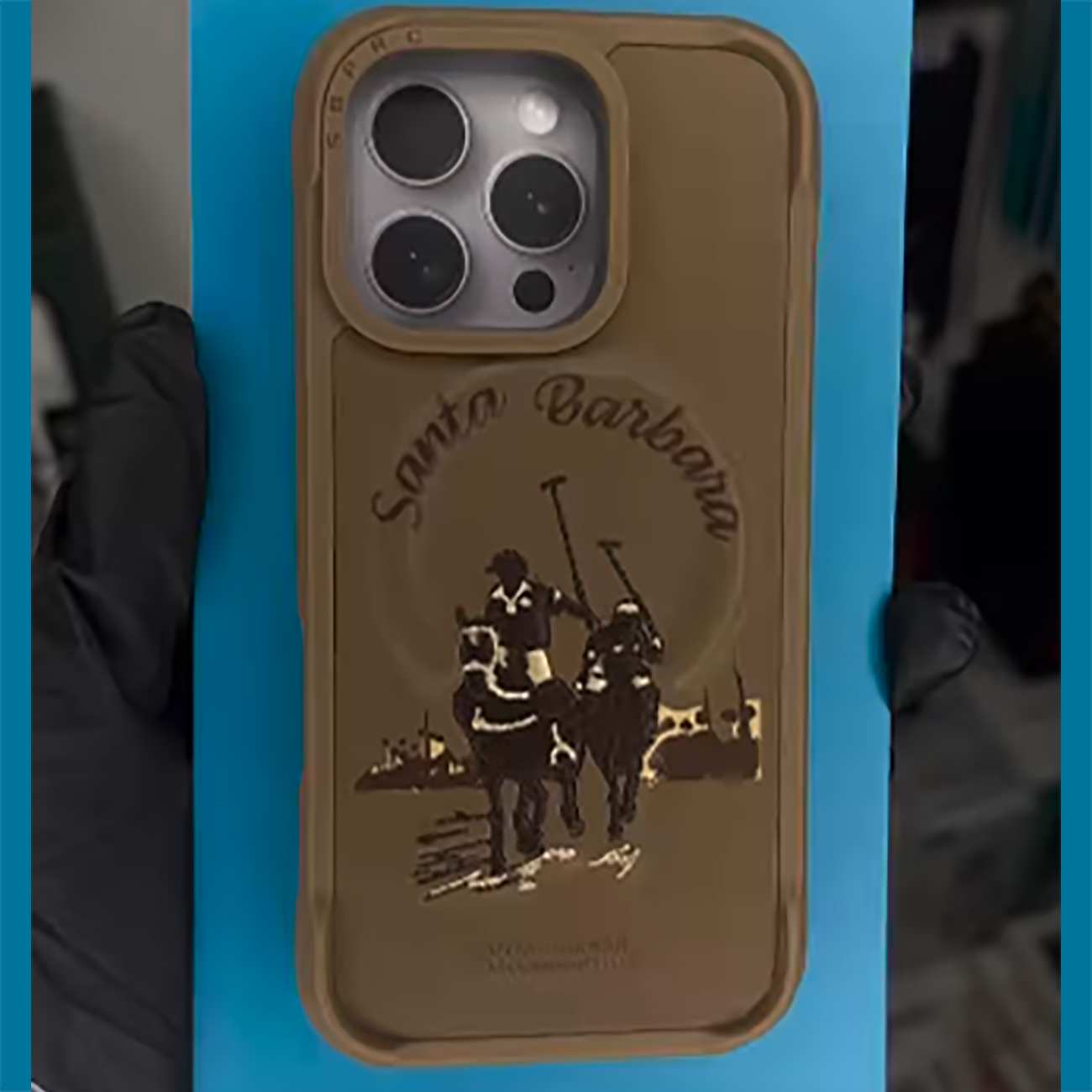 قاب مگنتی آیفون 16 پرومکس سانتا باربارا پولو راکت کلاب SB-IP16SPVGL-P6.9CGLD