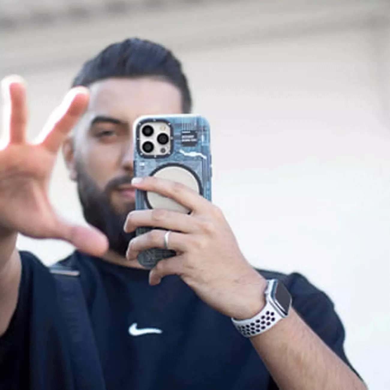 قاب مگنتی گوشی آیفون 16 پرومکس یانگکیت CX018