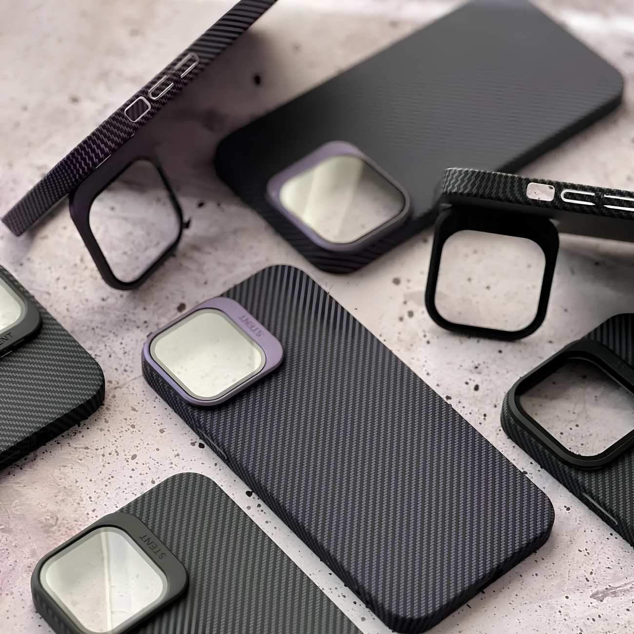 قاب فیبر کربن آیفون 14 جی مکس Creative Case