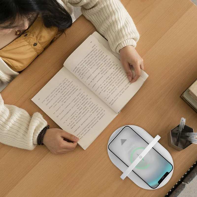 شارژر وایرلس فست شارژ و چراغ خواب رومیزی پرووان PWL815