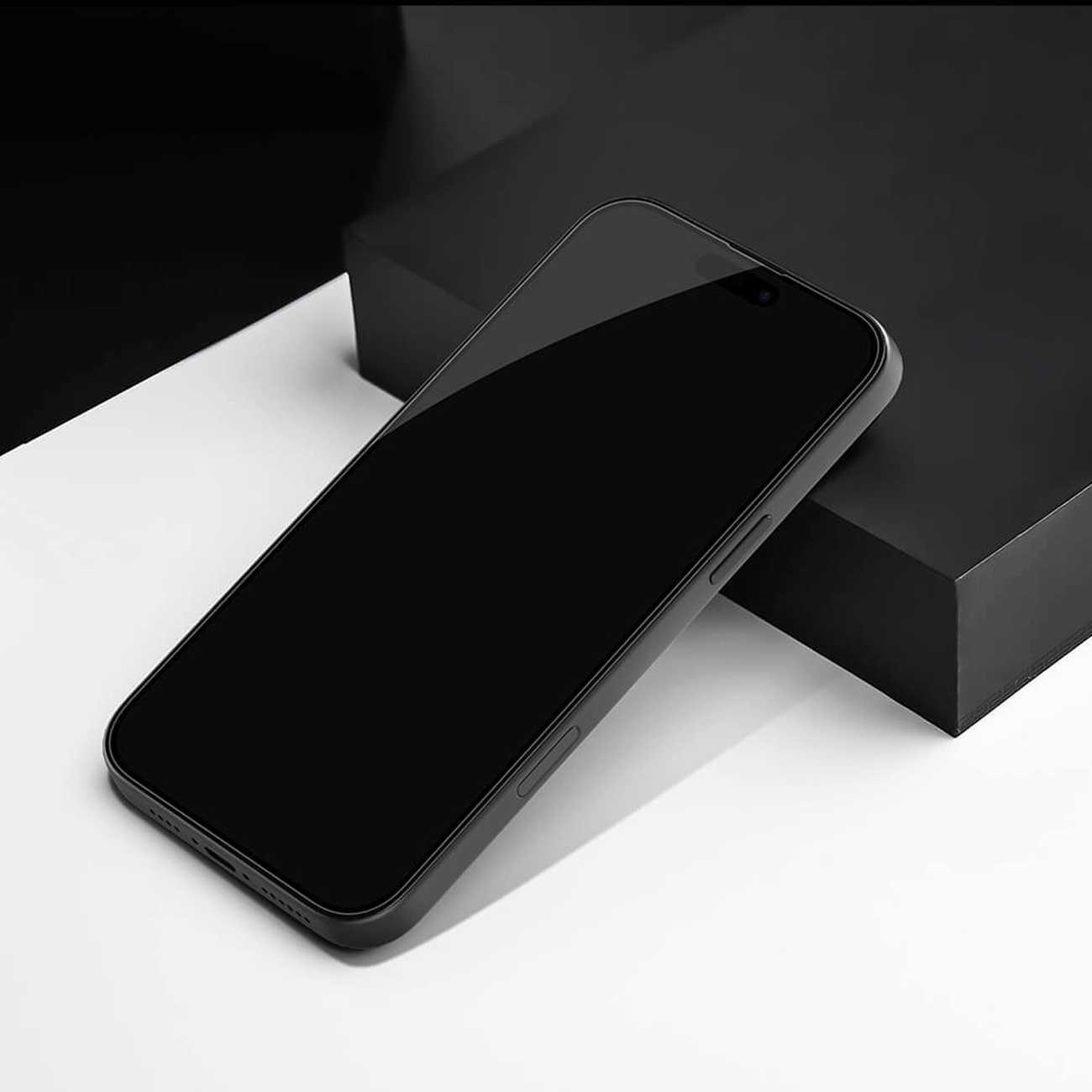 گلس شیشه ای آیفون 16 نیلکین Amazing 3D CP+ Max