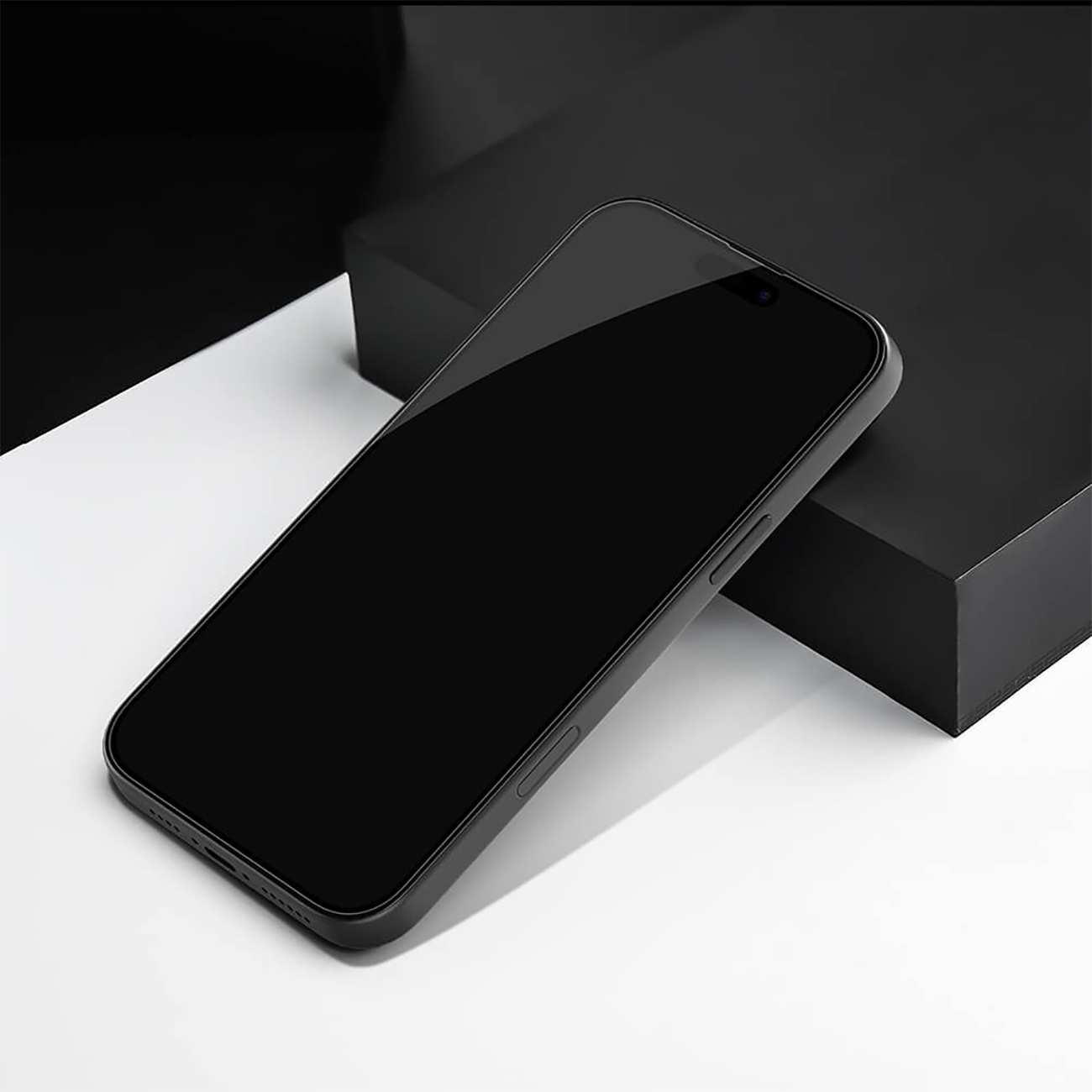 گلس شفاف آیفون 16 پرو 3 بعدی نیلکین Amazing 3D