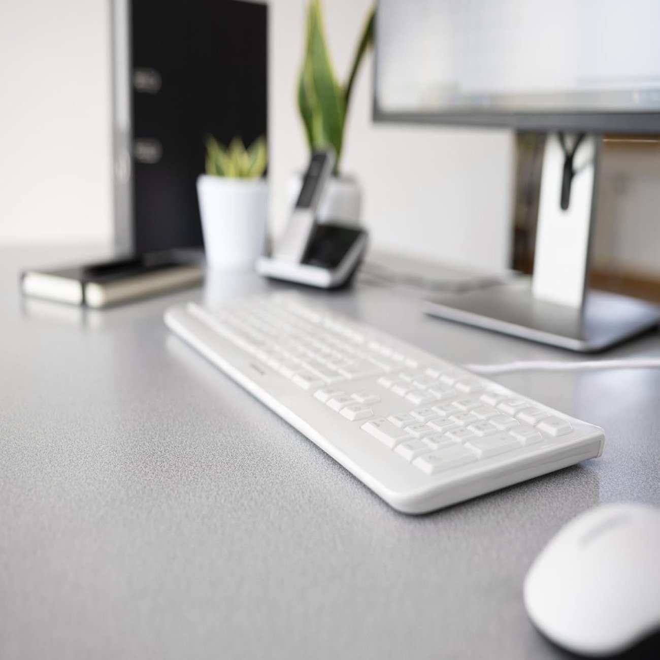 کیبورد سیمی USB چری KC 1000