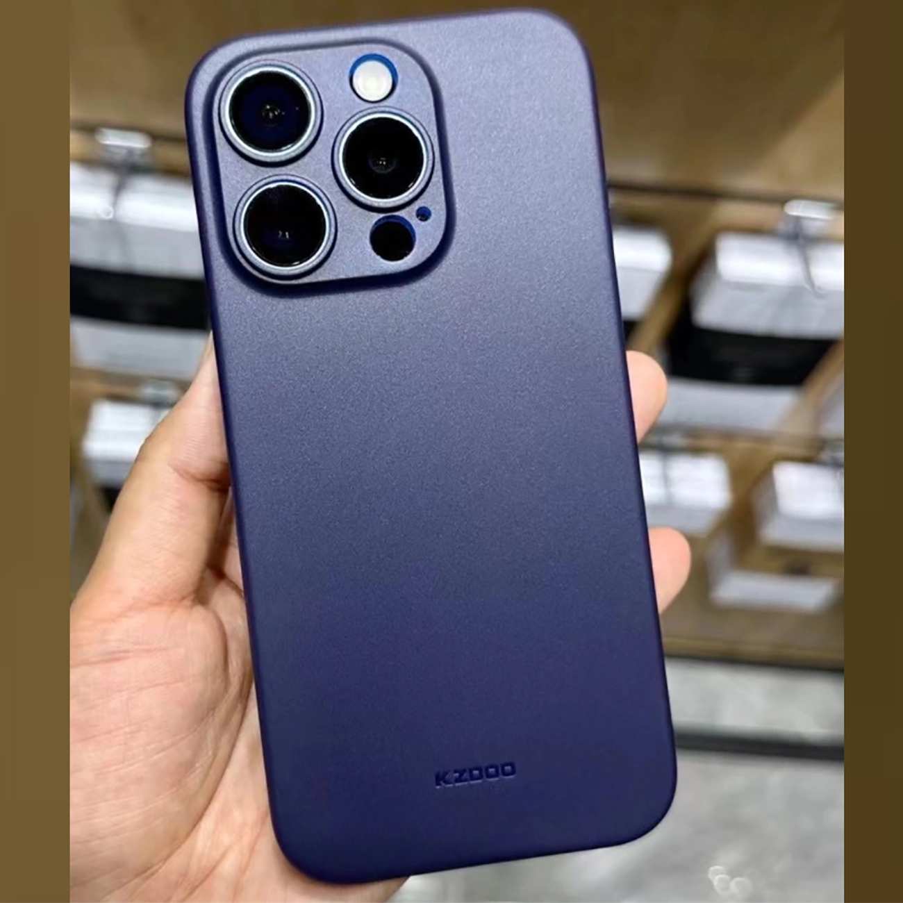 قاب محافظ آیفون 15 پرومکس کیزددو Air Skin