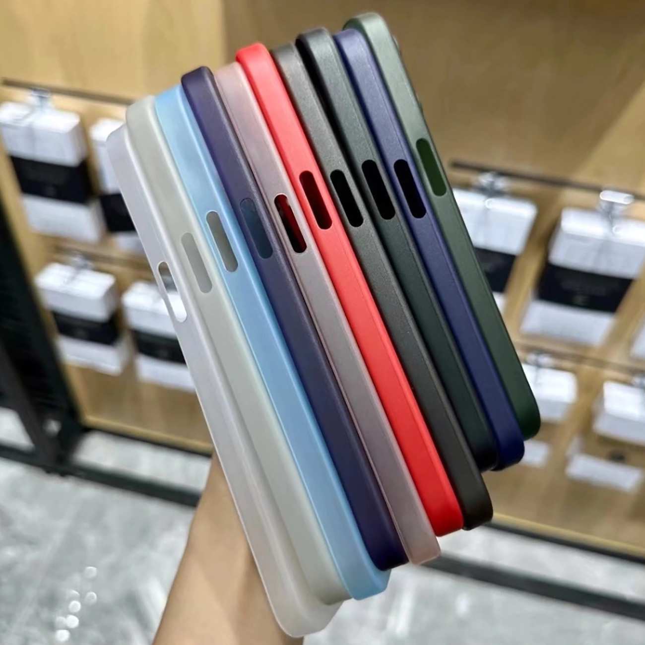 قاب محافظ آیفون 15 پرومکس کیزددو Air Skin