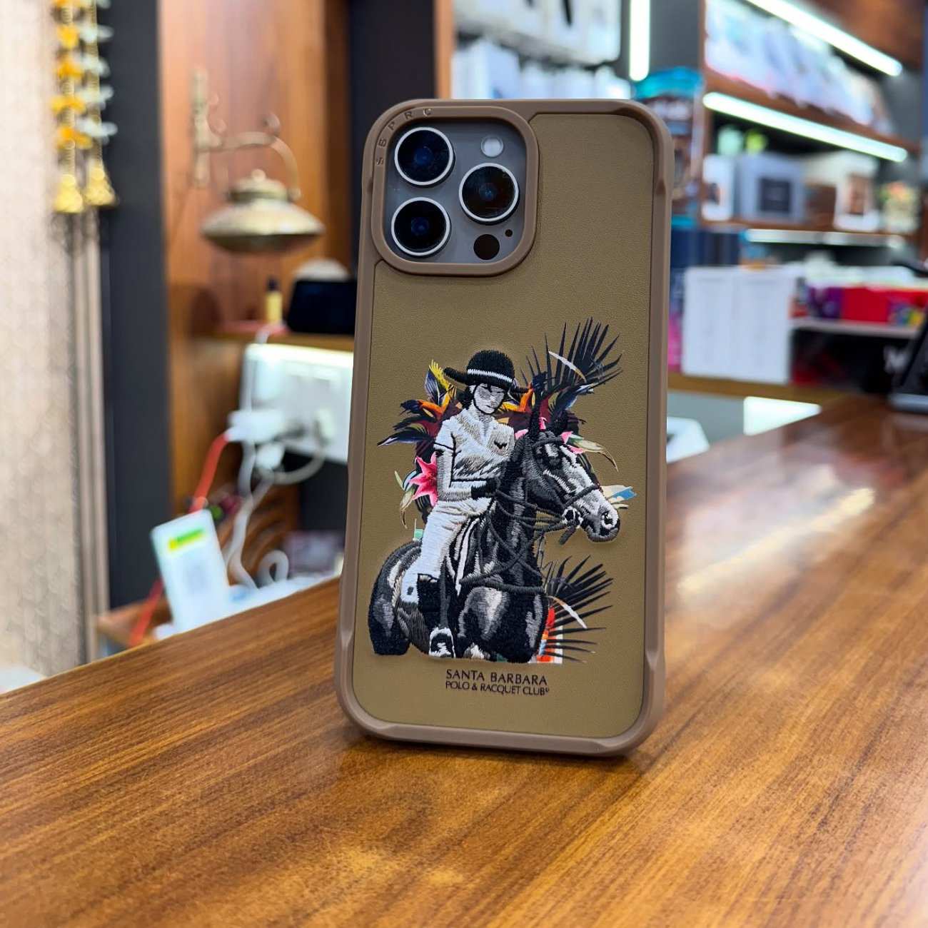 قاب گوشی آیفون 16 پرو مکس سانتا باربارا پولو راکت کلاب Cedric