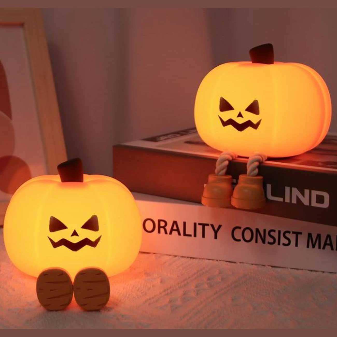 چراغ خواب فانتزی رومیزی شارژی طرح کدو تنبل ایکساو OZ08