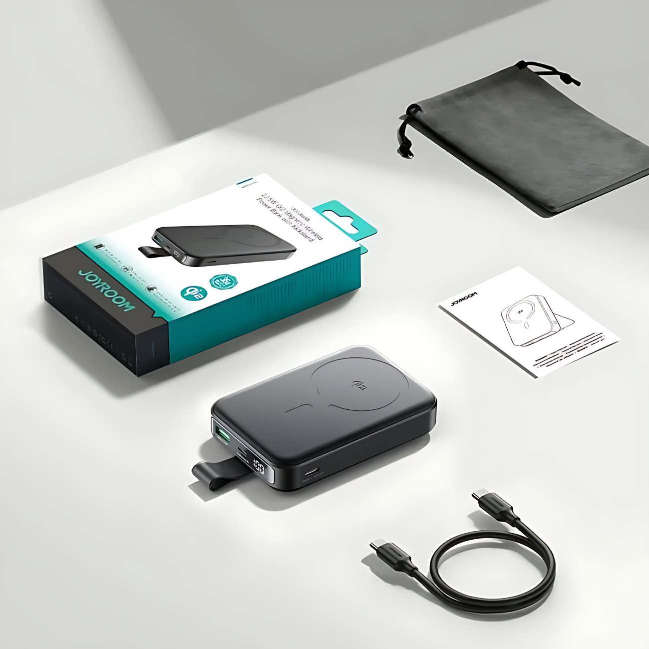 پاوربانک وایرلس مگنتی 15 وات، Type-C و USB فست شارژ 22.5 وات 10000 جویروم JR-PBM11