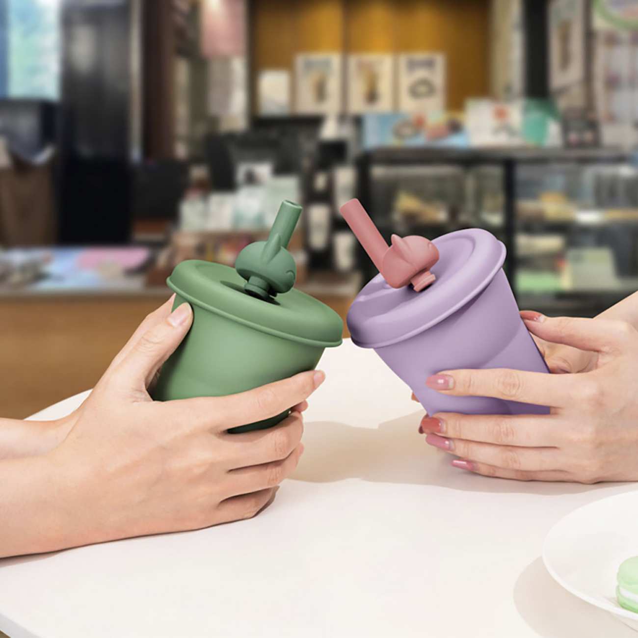 لیوان سیلیکونی فانتزی جوردن و جودی طرح بچه گربه KT054