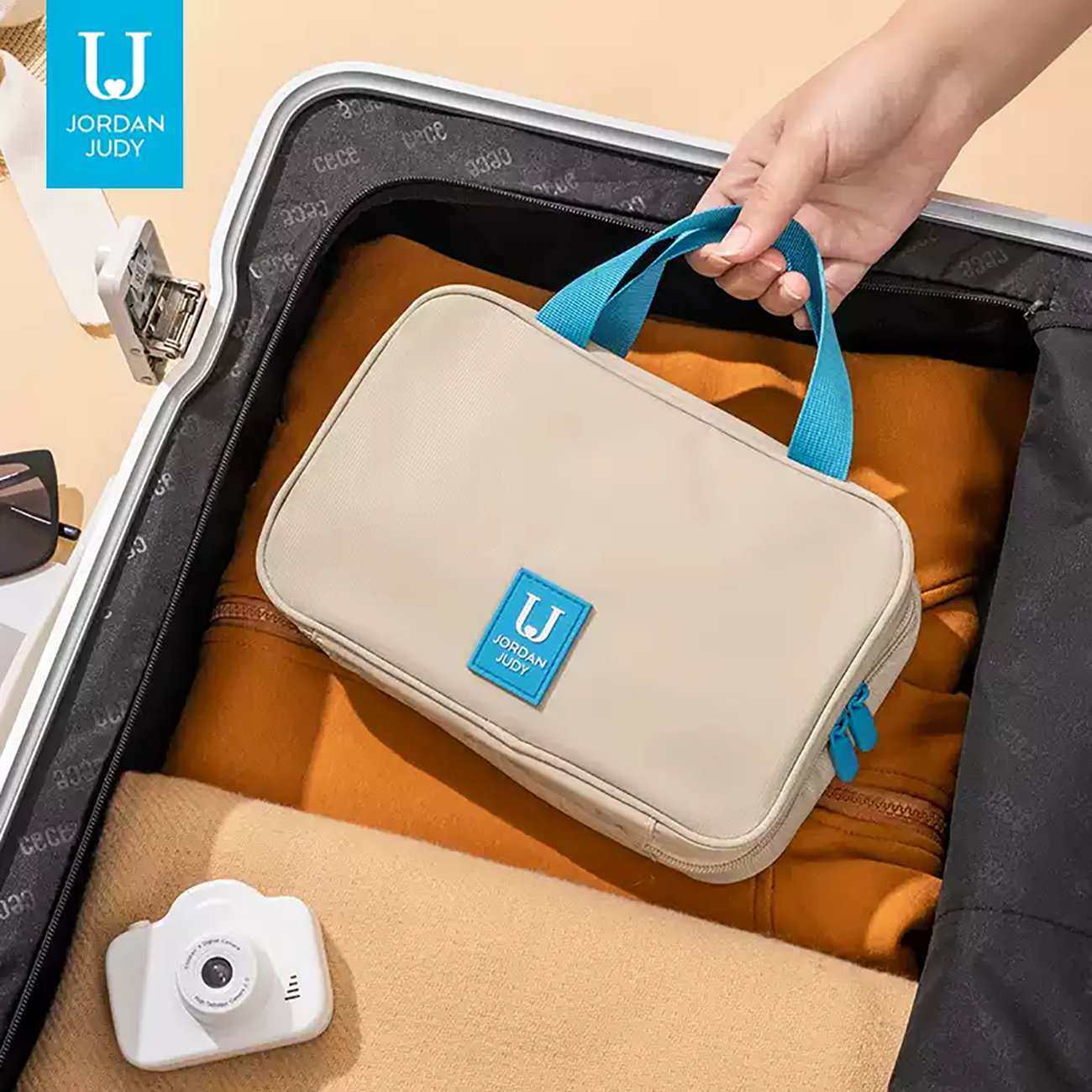 کیف لوازم آرایشی مسافرتی ضد آب جوردن و جودی Jordan Judy PT067