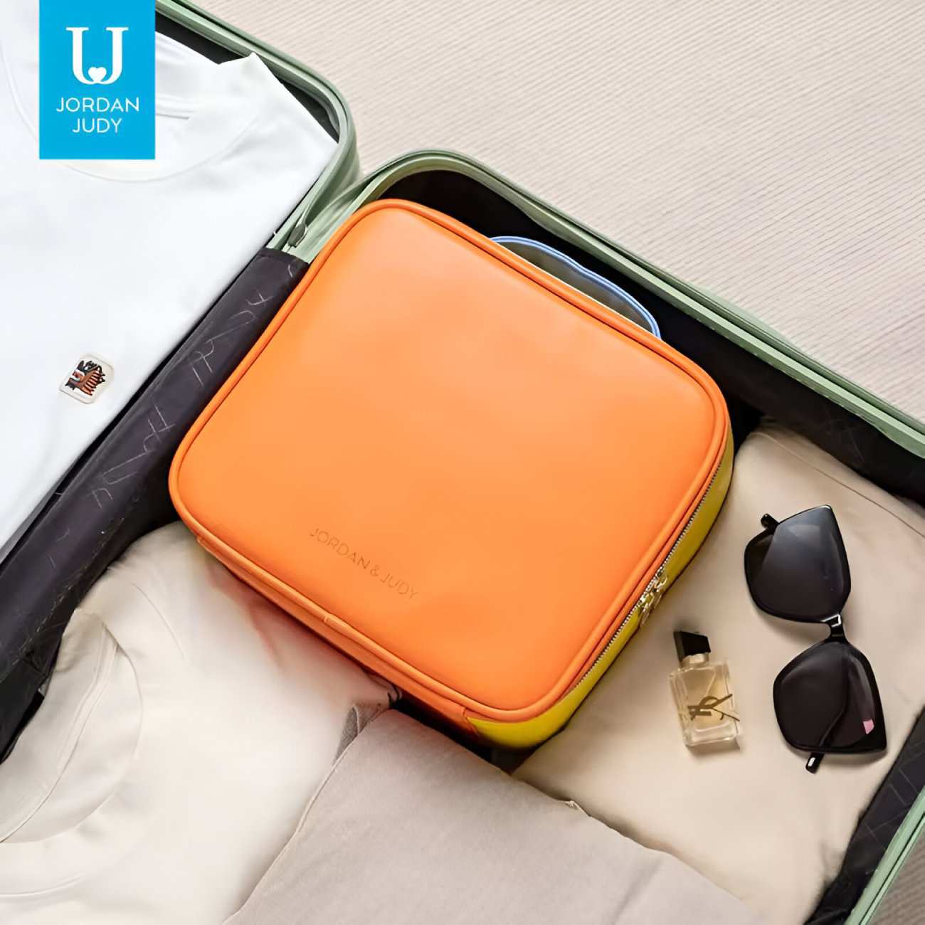 کیف لوازم آرایشی با آینه چراغدار لمسی شارژی قابل حمل جوردن و جودی PT068