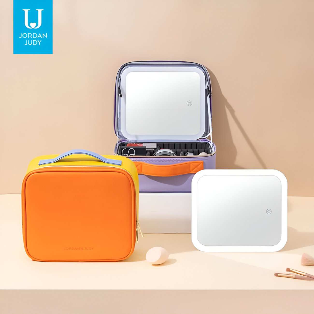 کیف لوازم آرایشی با آینه چراغدار لمسی شارژی قابل حمل جوردن و جودی PT068