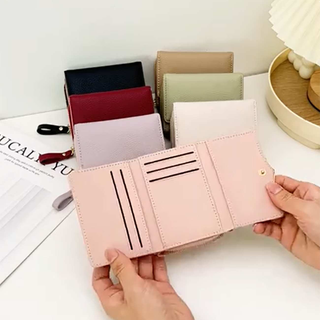 کیف پول زنانه تاشو تائومیکمیک Y9205