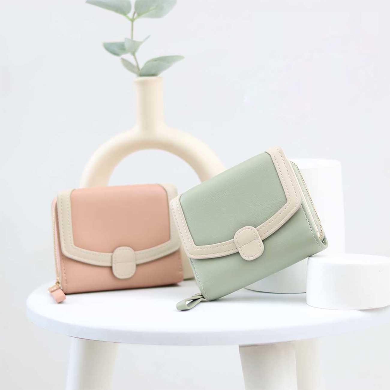 کیف پول زنانه تاشو تائومیکمیک Y9156