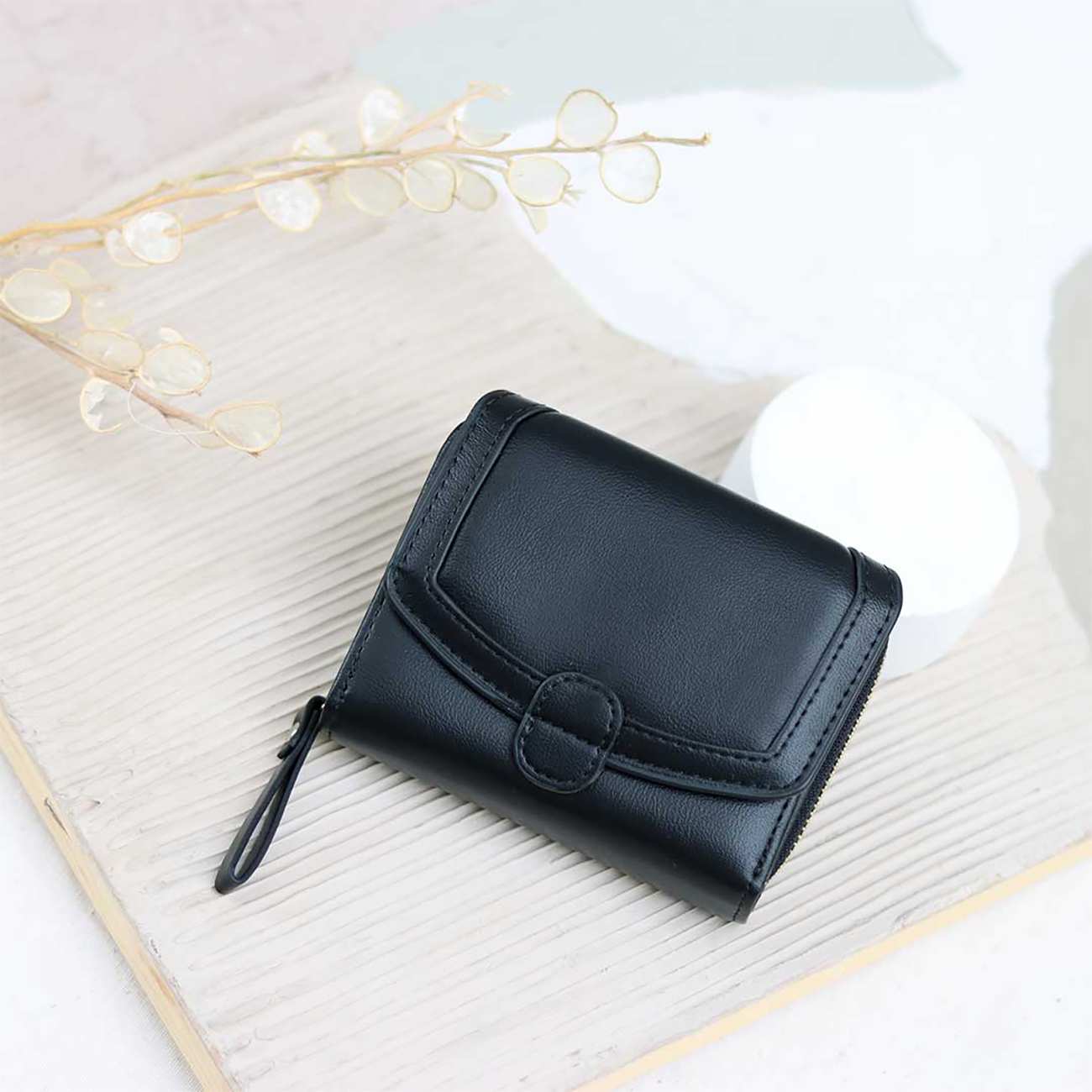 کیف پول زنانه تاشو تائومیکمیک Y9156