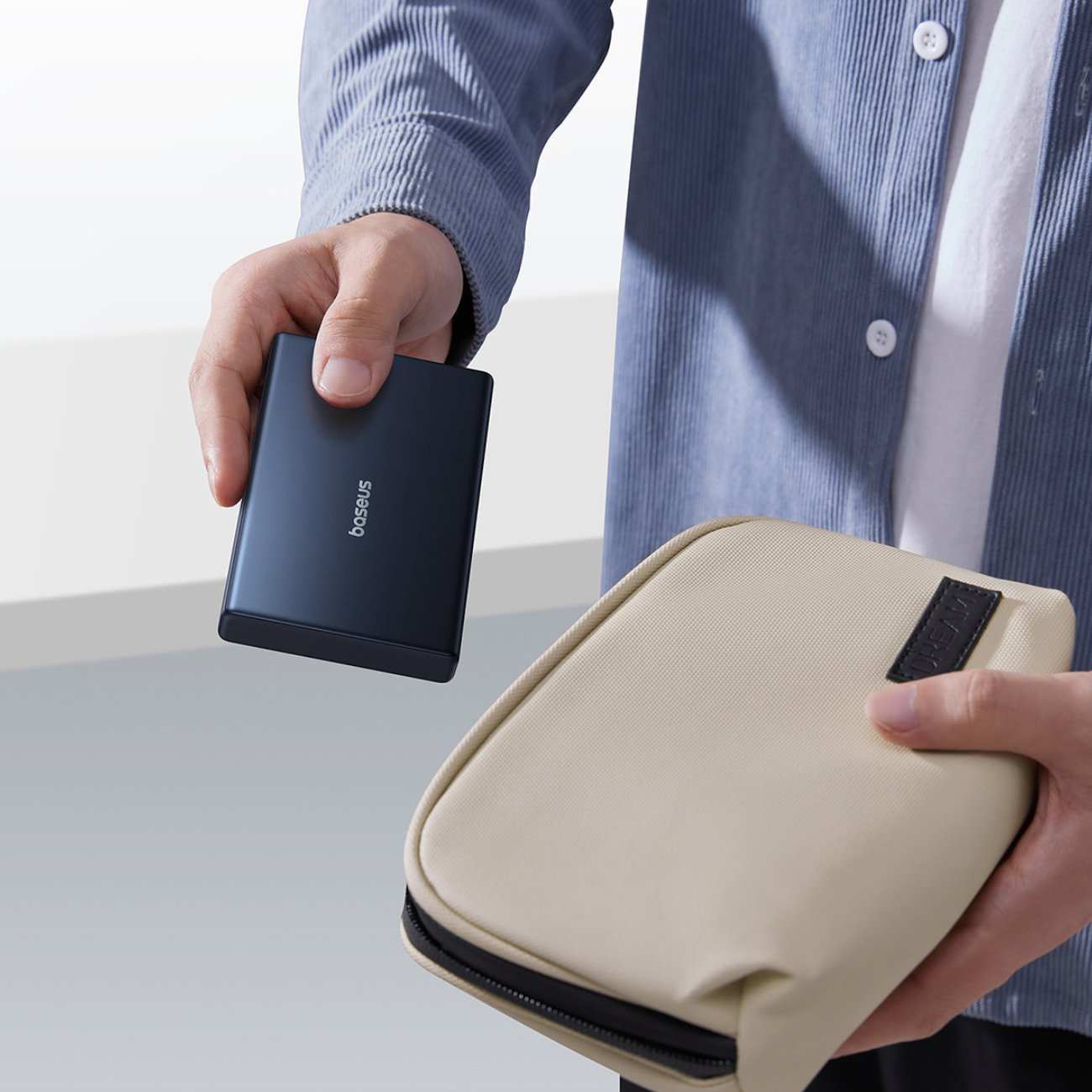 پاوربانک 10000 میلیآمپر 20 وات فست شارژ Type-C و USB-A بیسوس P10076801123-00