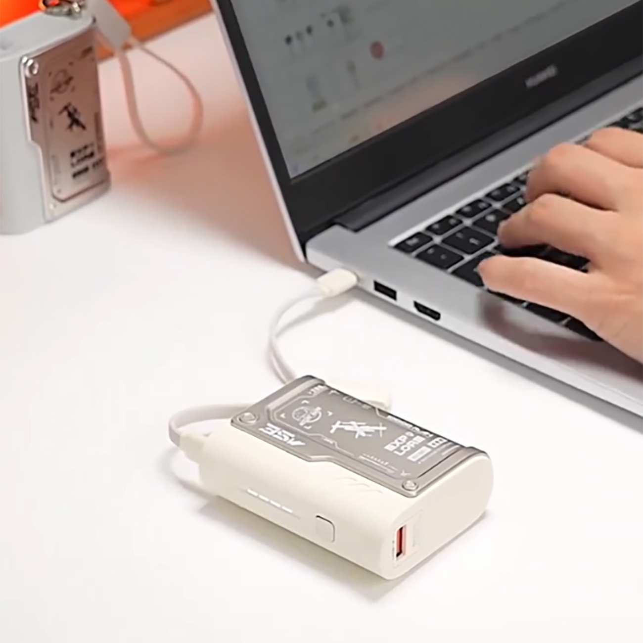 پاوربانک 10000 تایپ C و یواسبی 35 وات ویوو WI-P026