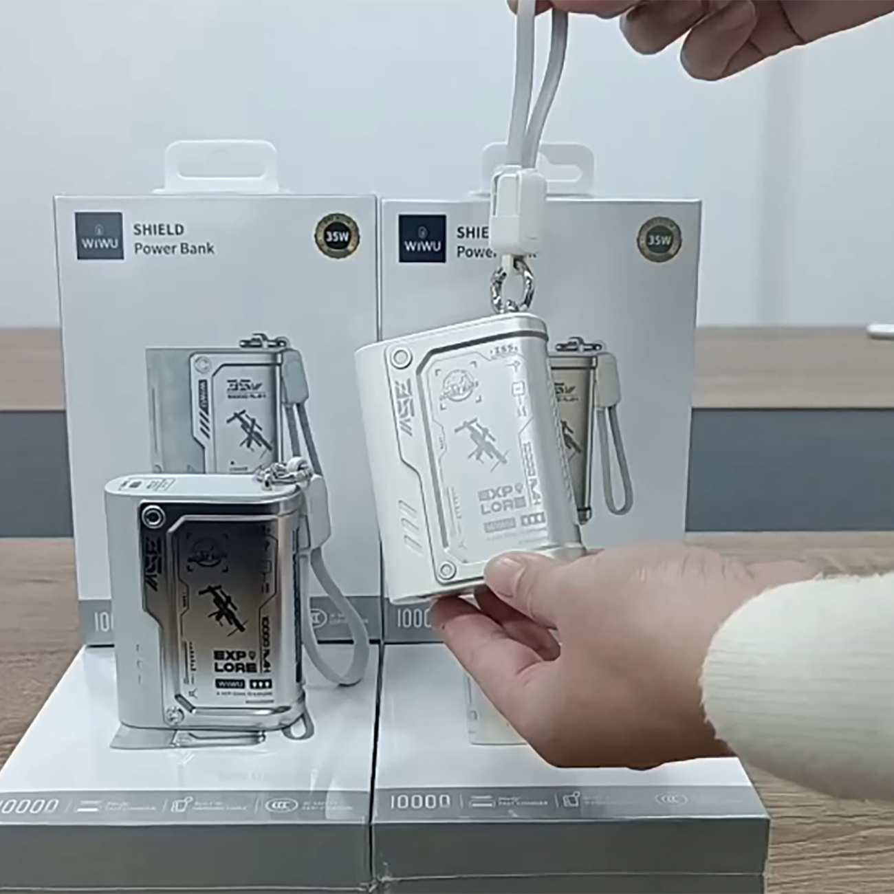 پاوربانک 10000 تایپ C و یواسبی 35 وات ویوو WI-P026