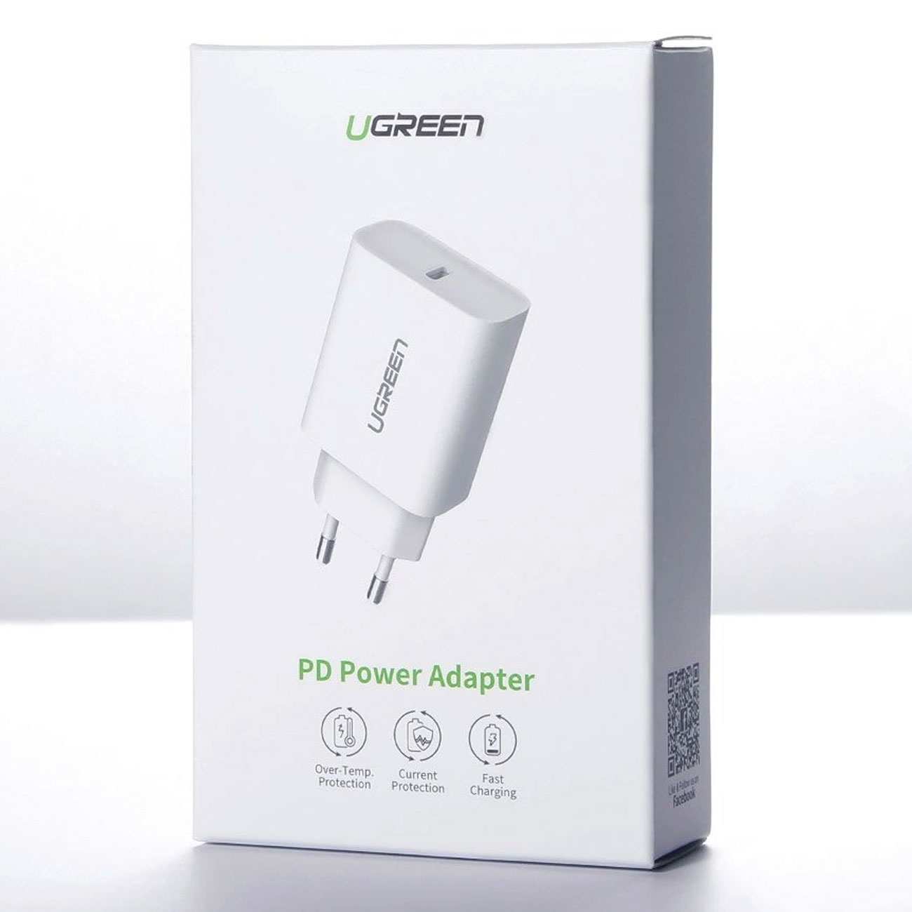 شارژر دیواری تایپ سی 20 وات همراه کابل تایپ سی به لایتنینگ یک متری یوگرین CD137 50698