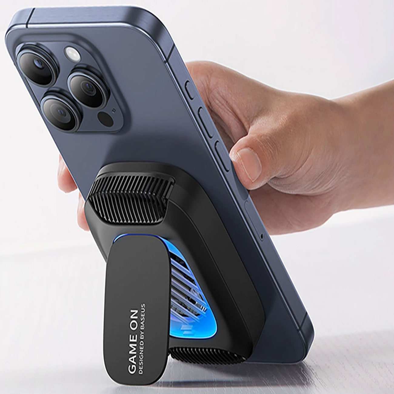 فن خنک کننده و شارژر وایرلس گوشی موبایل بیسوس BS-PS036