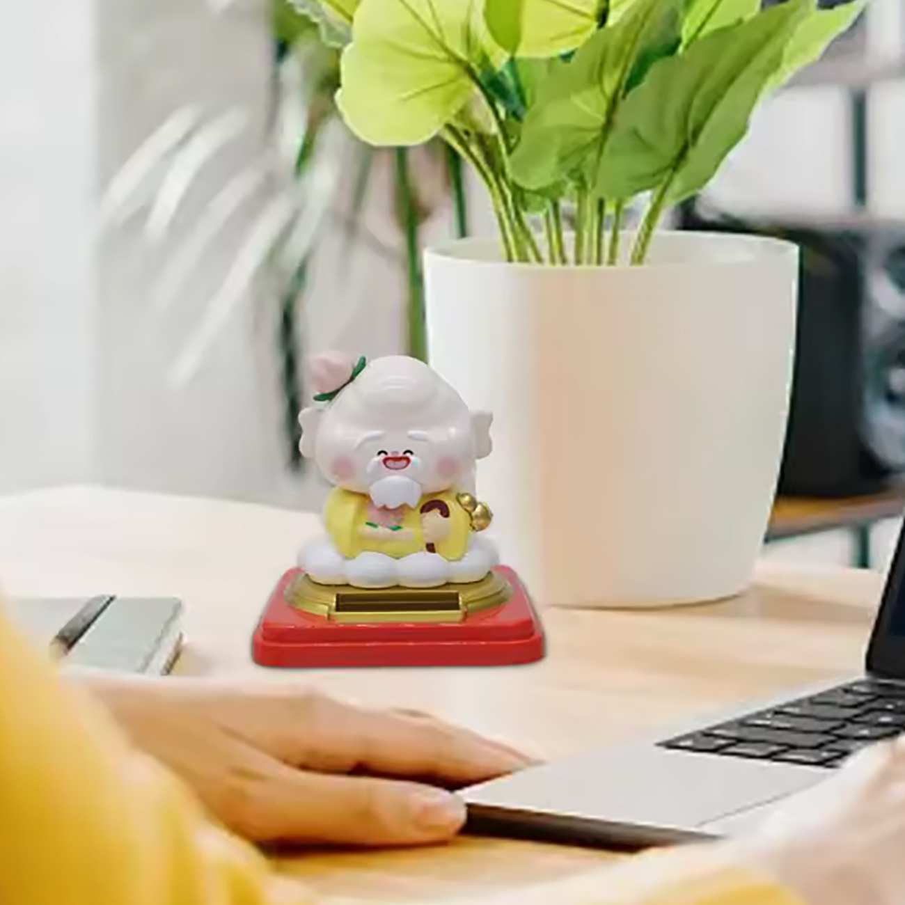 مجسمه خورشیدی فنگشویی مرد چینی با سر لرزان سایز بزرگ JS812A-JS812B