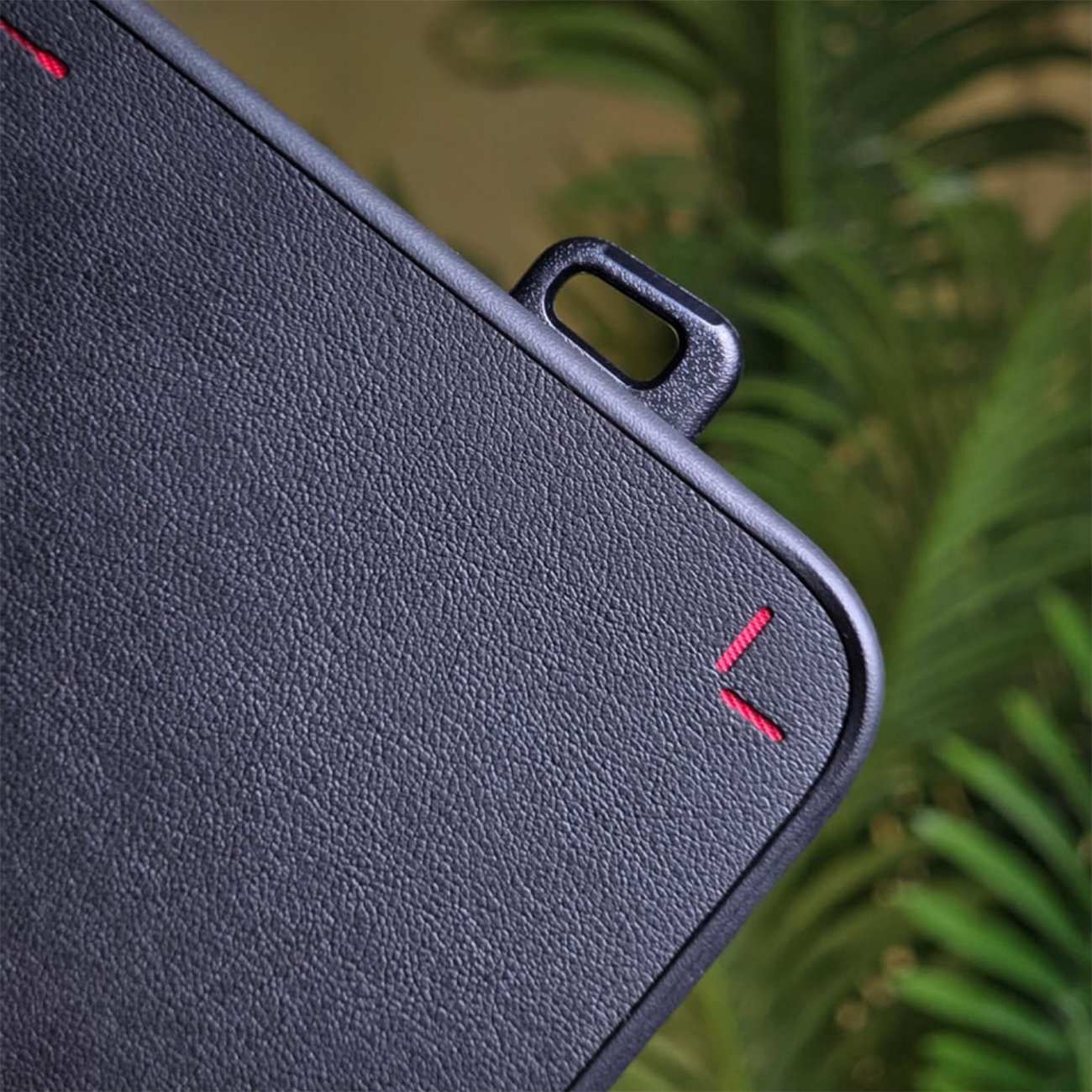 قاب مگسیف آیفون 16 کاجسا Matrix Collection