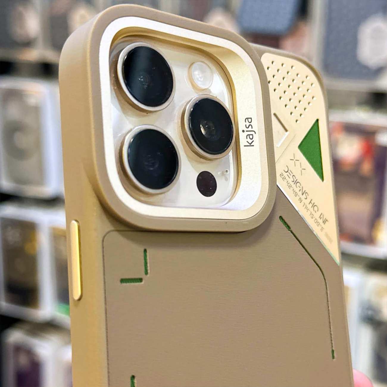 قاب مگسیف آیفون 16 کاجسا Matrix Collection