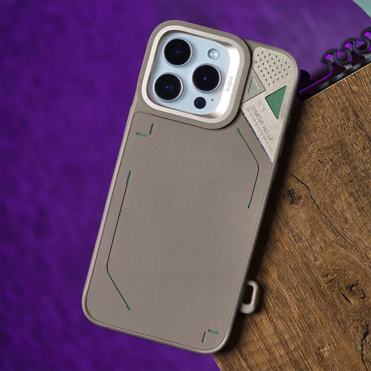 قاب مگسیف آیفون 16 پرو کاجسا MAGSAFE