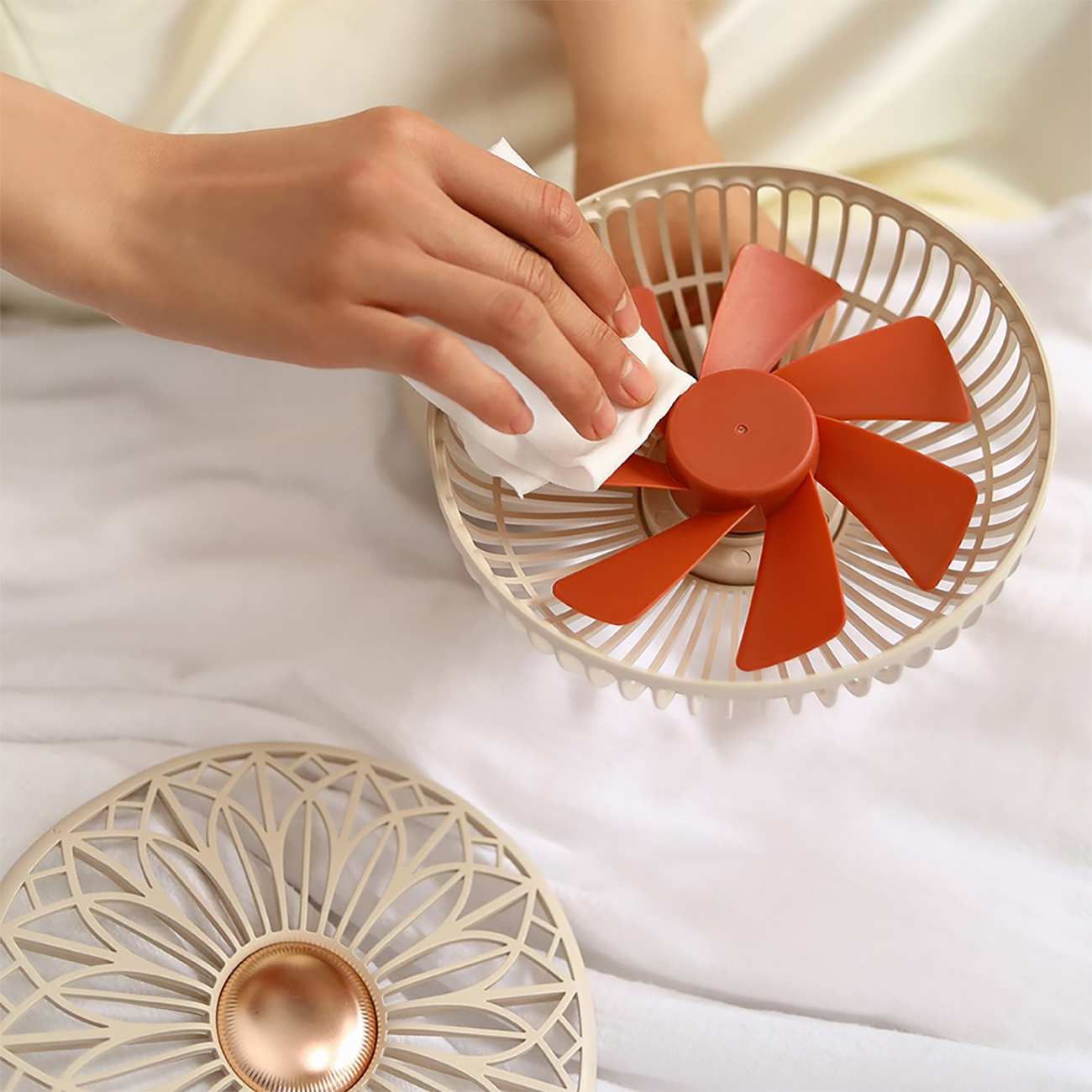 پنکه شارژی رومیزی و دستی قابل حمل سوتینگ Sothing 2113A