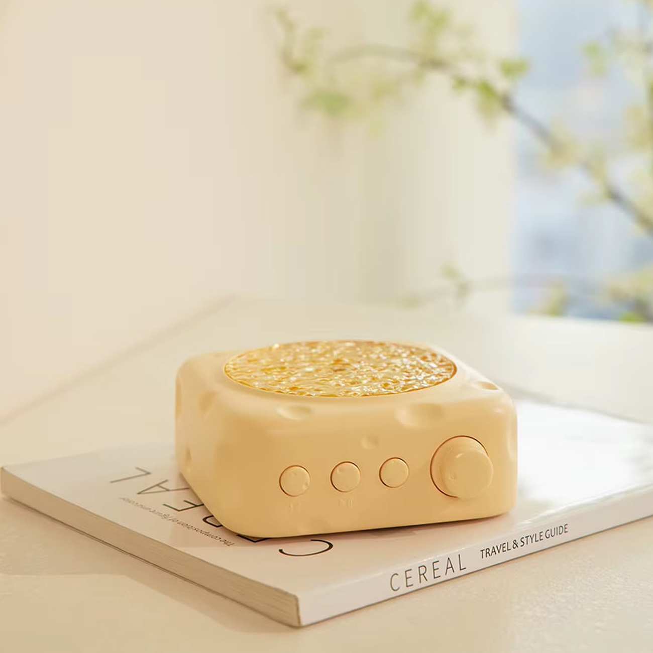 اسپیکر بلوتوثی و چراغ خواب فانتزی رانمی Runmei LK13 طرح پنیر