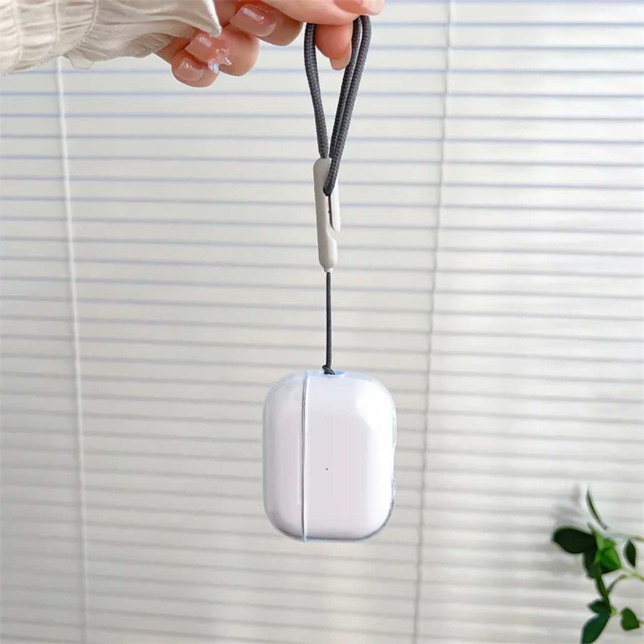 قاب محافظ شفاف ایرپاد پرو 2 کوتسی 73047 همراه بند نگهدارنده