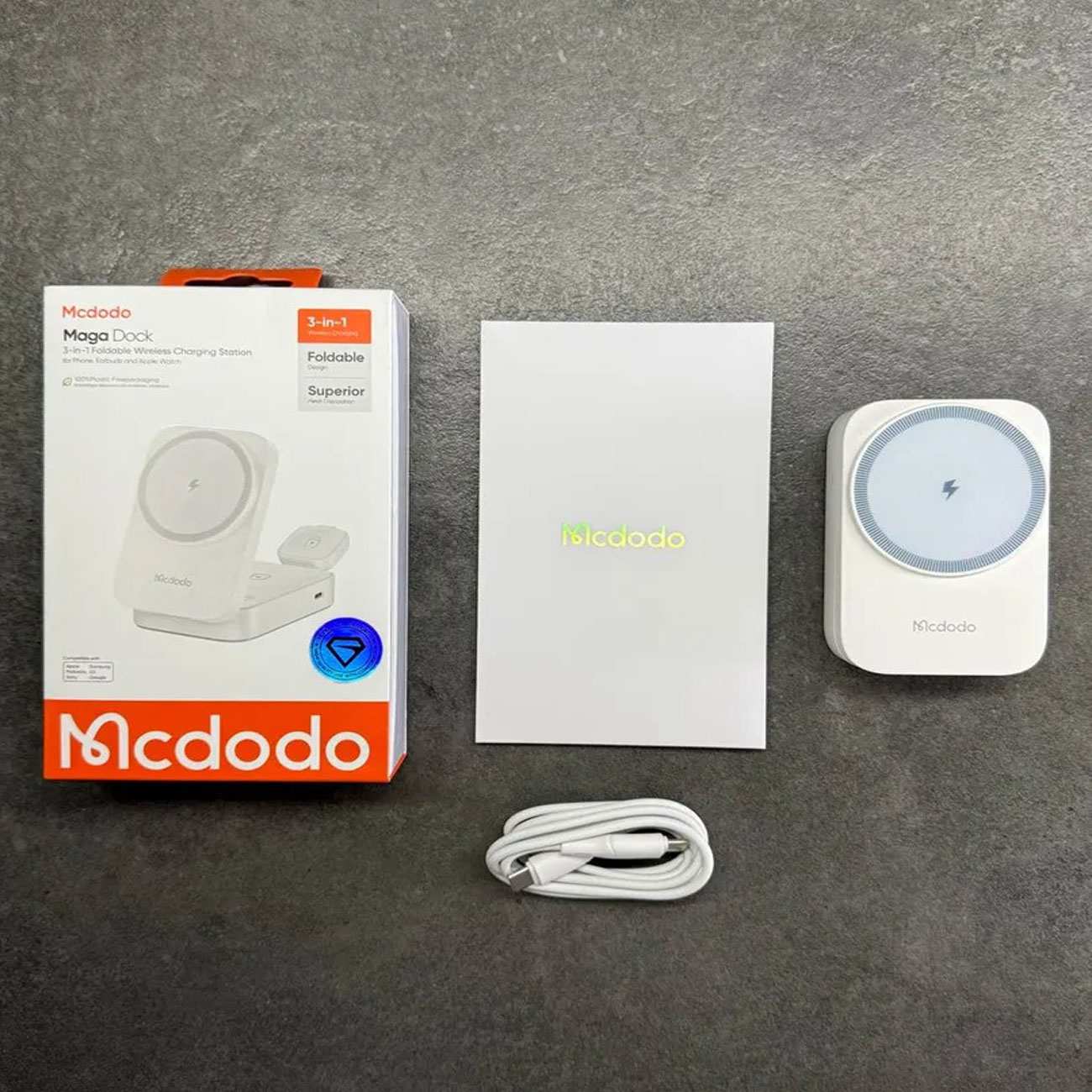 استند و شارژر وایرلس گوشی، ایرپاد و اپلواچ چندکاره 15 وات مکدودو CH-5090