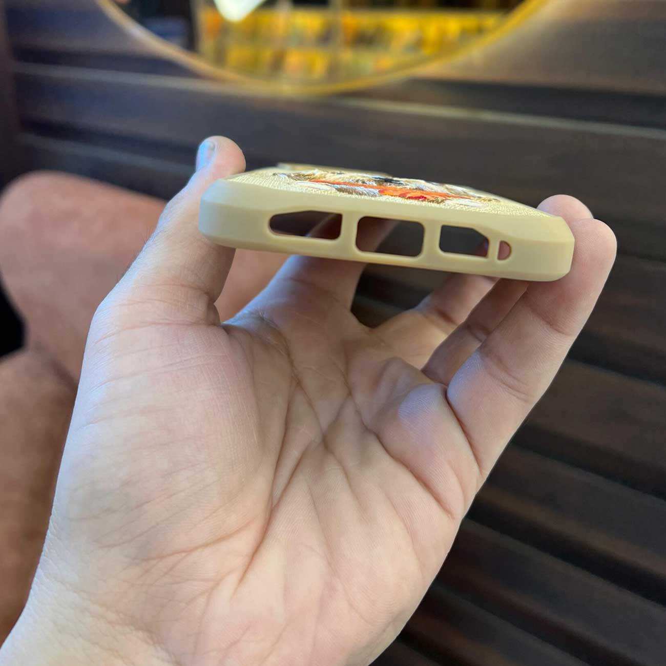 قاب محافظ مغناطیسی گوشی آیفون 16 طرح سگ پشمالو N-XDY-IP16-014