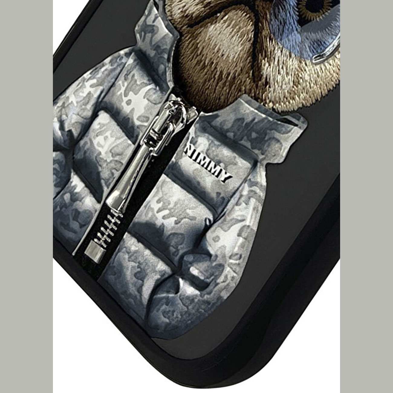 قاب محافظ گوشی آیفون 16 پرو طرح سگ عینکی با زیپ واقعی و استایل بینظیر نیمی Cool Cute